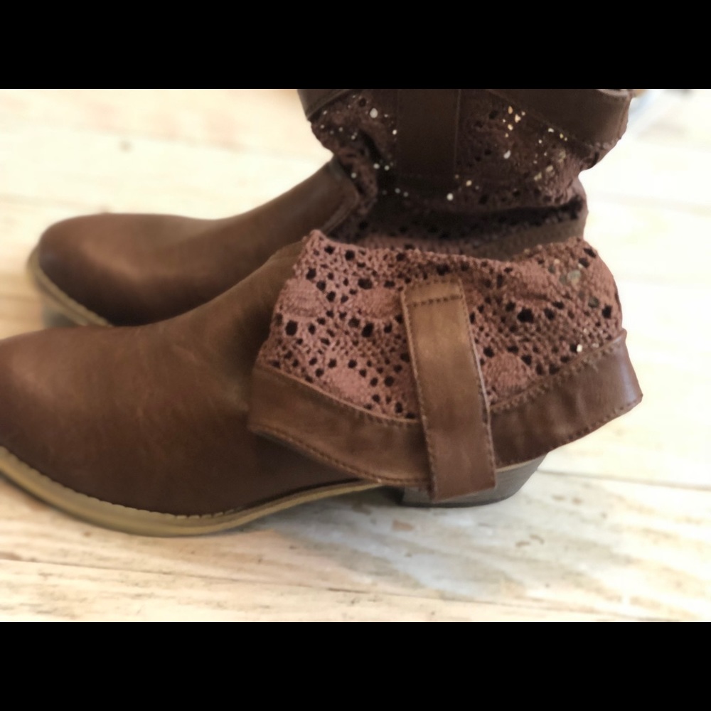 Aeropostale croché cowboy boots